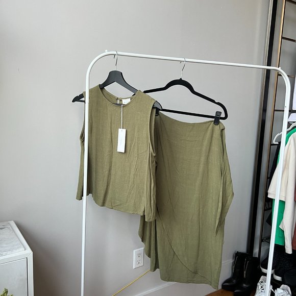 NWT Women's Linen Muscle Tee - Eye to Eye | Size Small - Picture 11 of 11